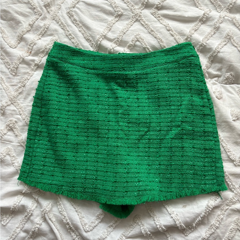 Chic Green Tweed Skirt
